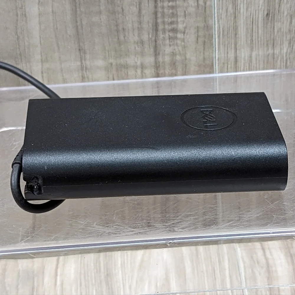 Dell Laptop Computer 65W AC Adapter Plug
